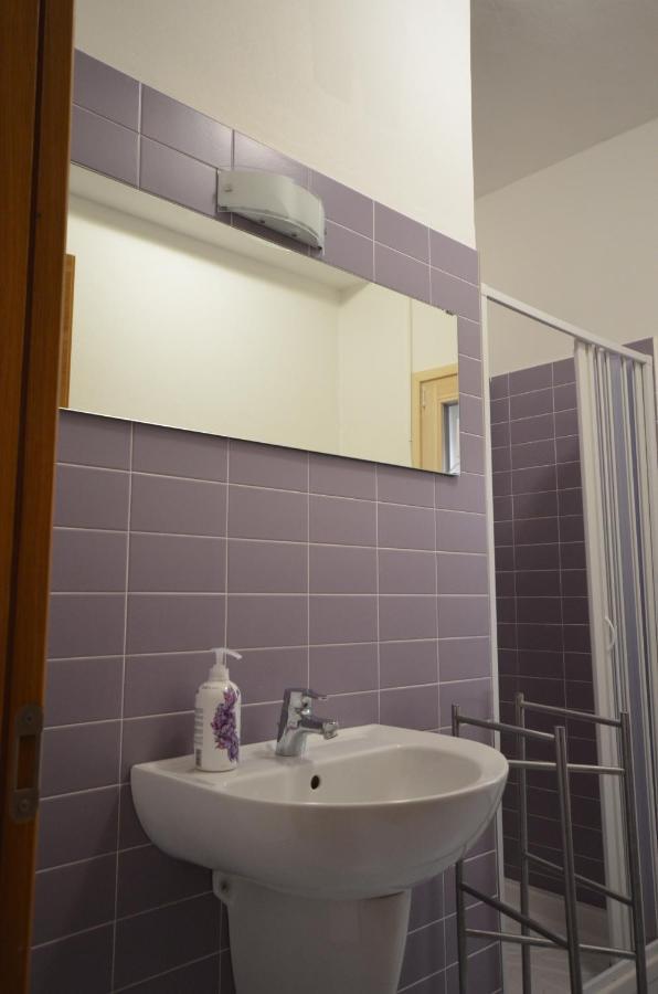 Varennahouse Lory Apt Buitenkant foto